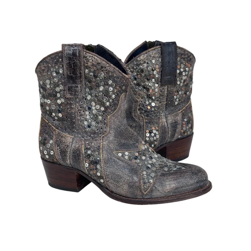Frye Deborah Star Studded Ankle Boots Distresses - BROWN